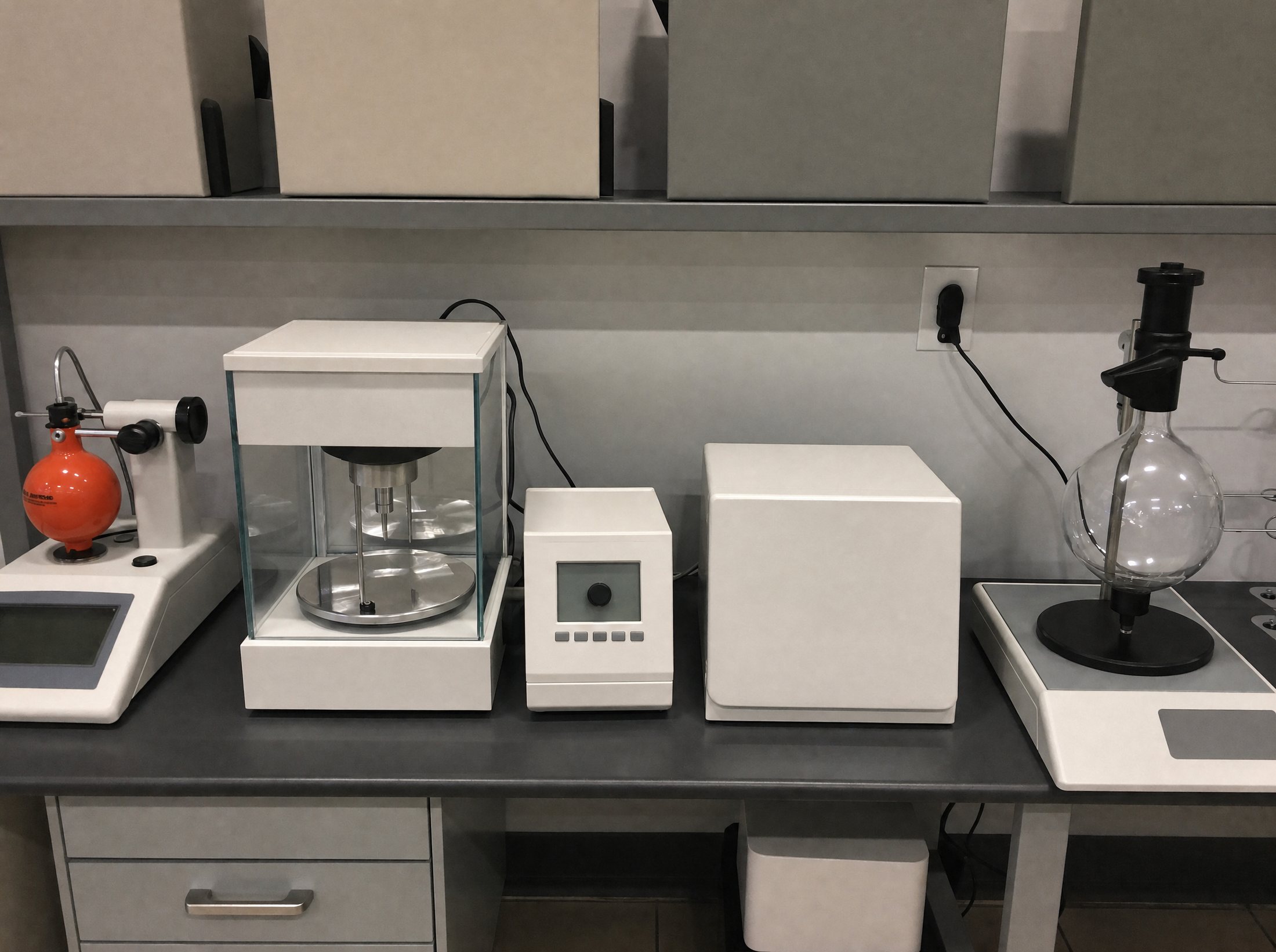 Industrial laboratory equipment
